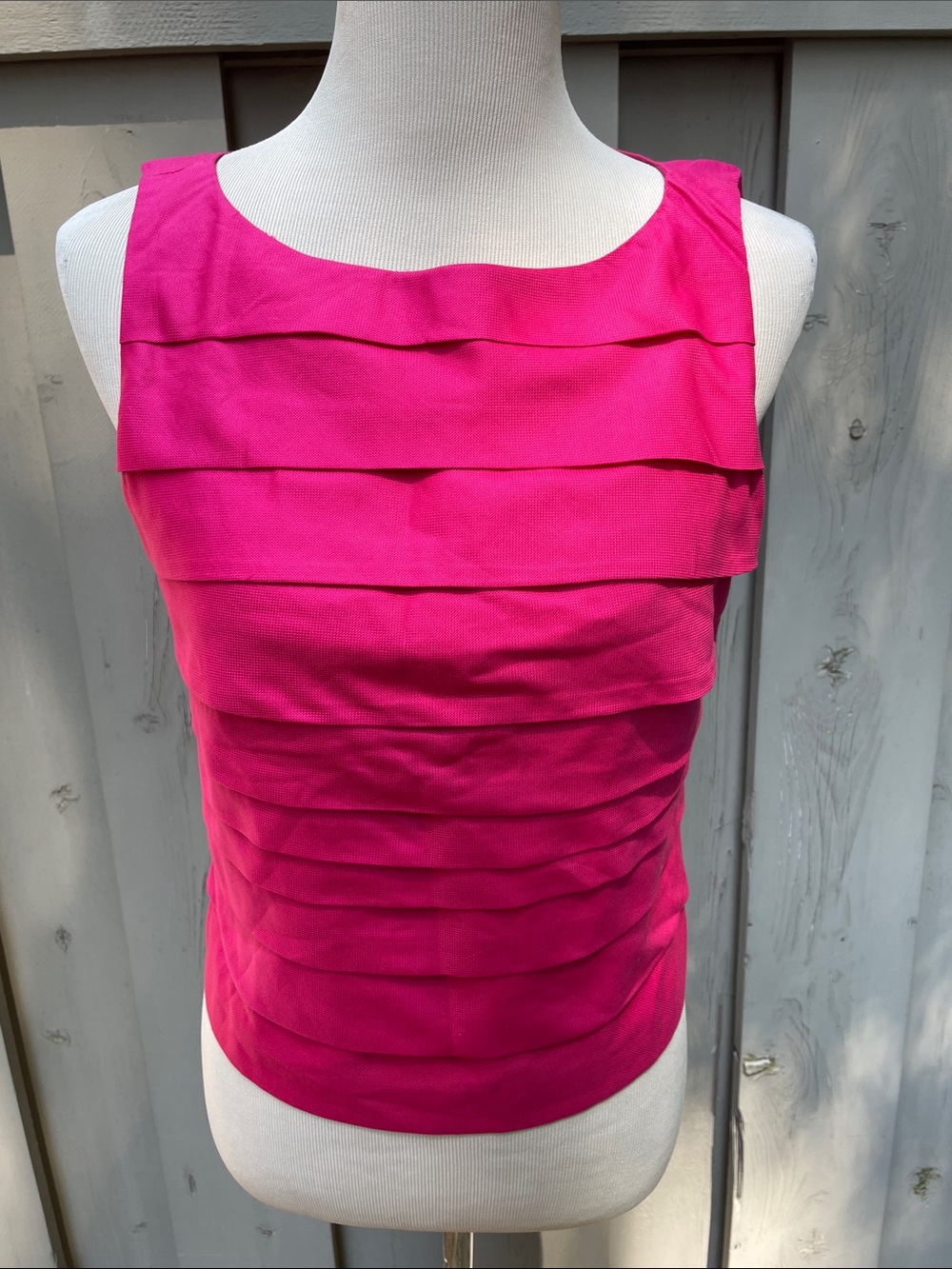 Jones New York Hot Pink Tiered Sleeveless Camisole